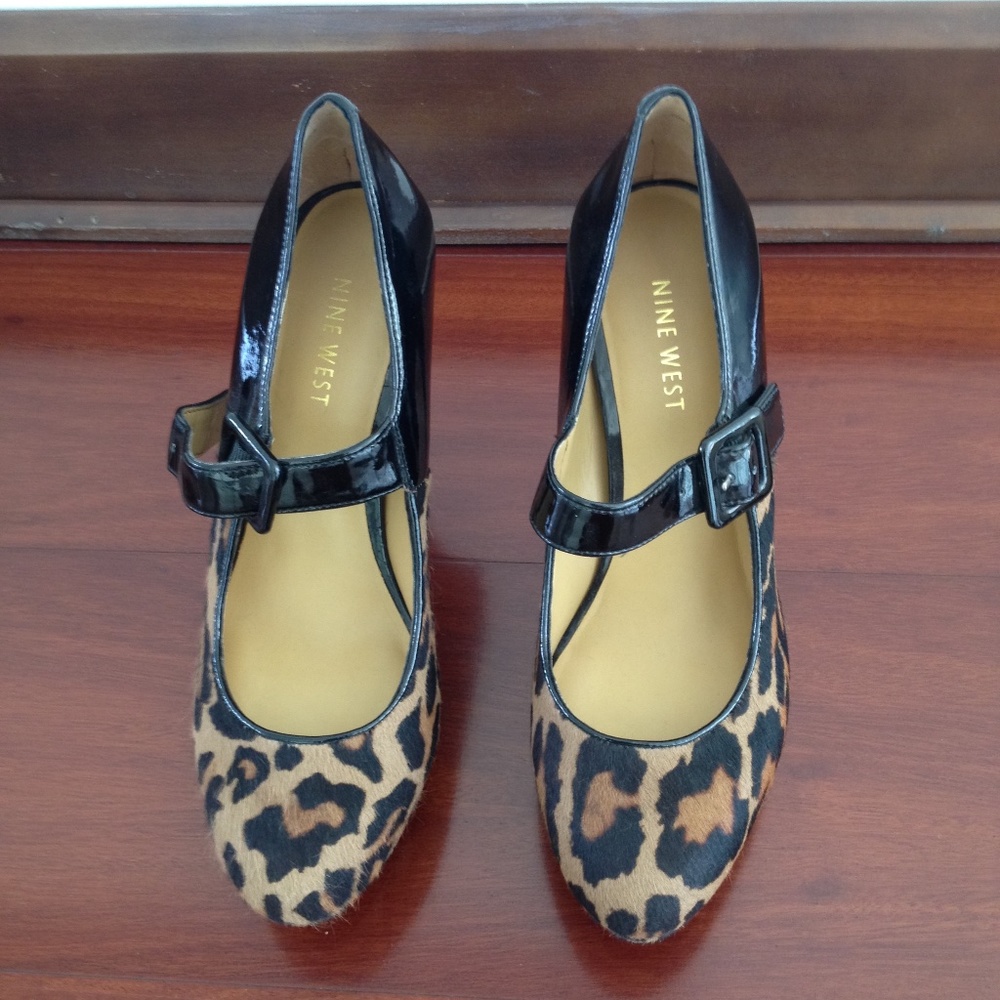 NIINE WEST leopard heals size 6 1/2